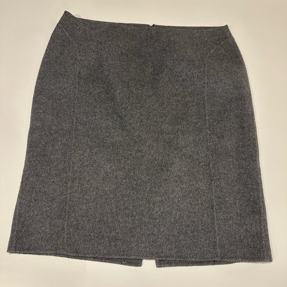 Talbots Elegant Gray Women's Wool Skirt size 14 - Picture 1 of 6